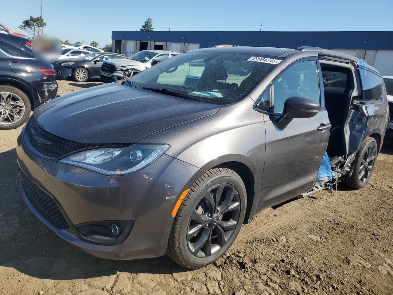 CHRYSLER PACIFICA L 2020