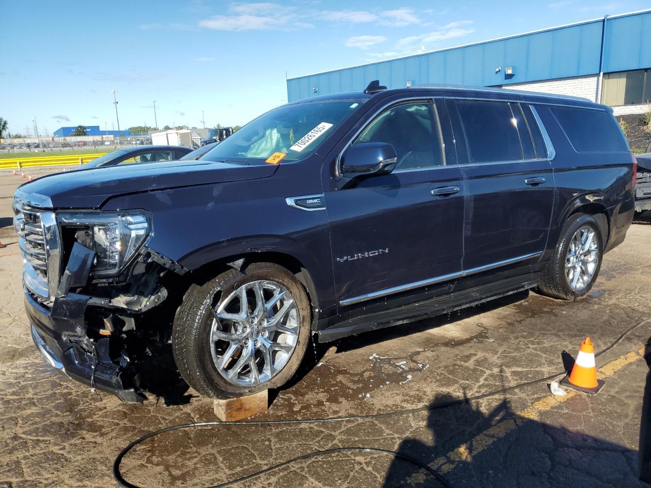 GMC YUKON XL 2024