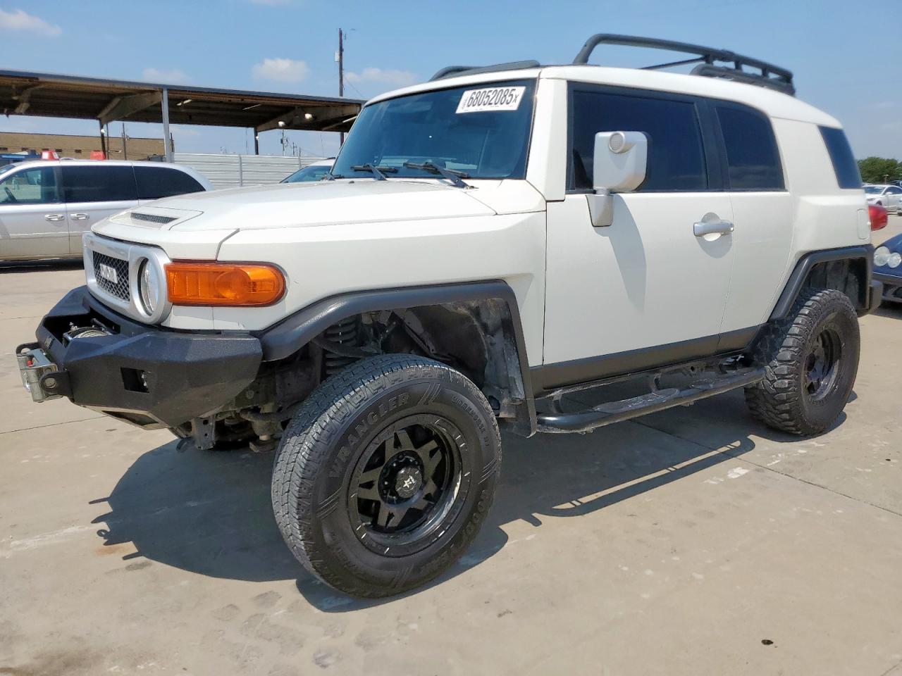 TOYOTA FJ CRUISER 2010