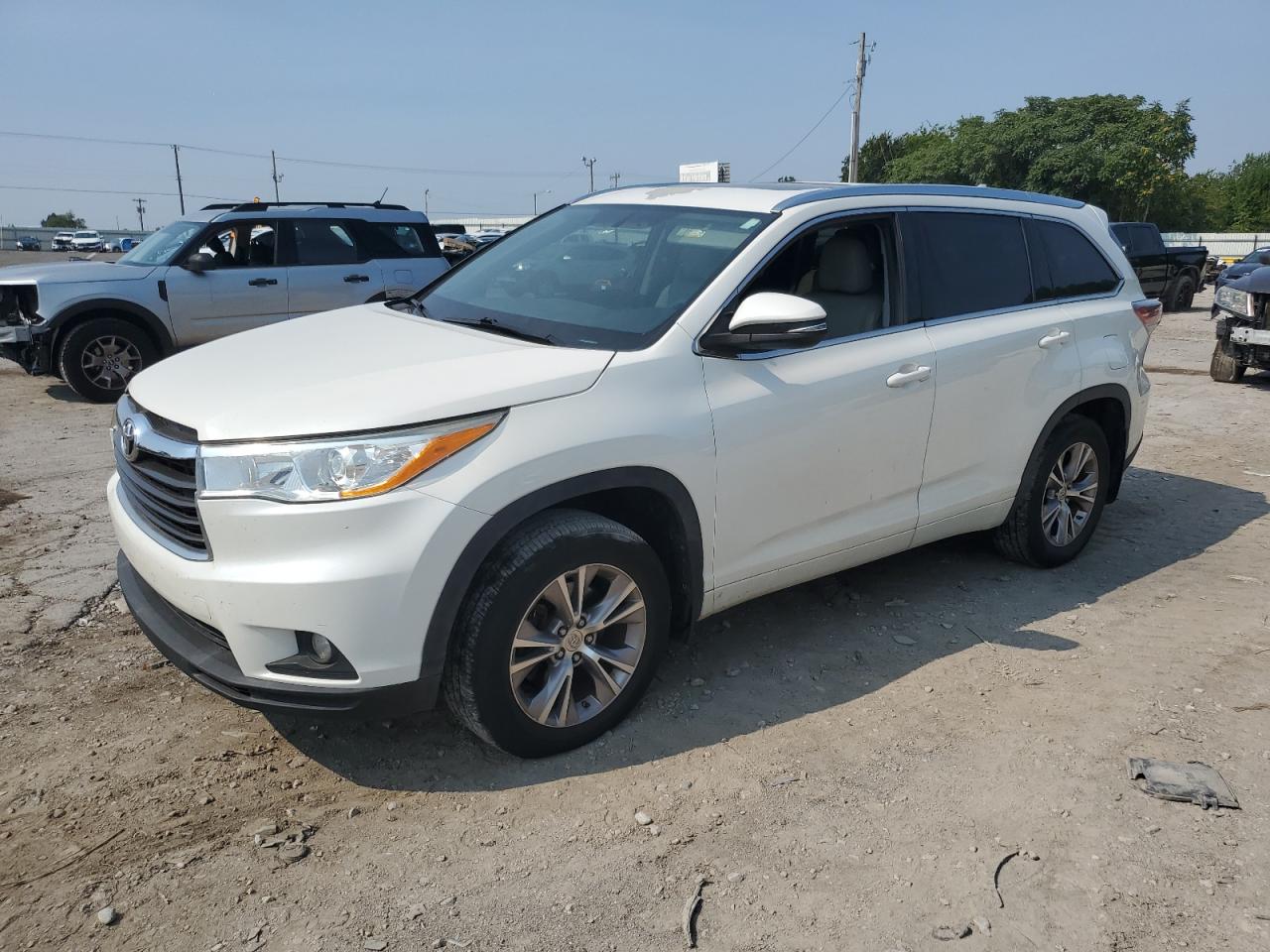 TOYOTA HIGHLANDER 2015