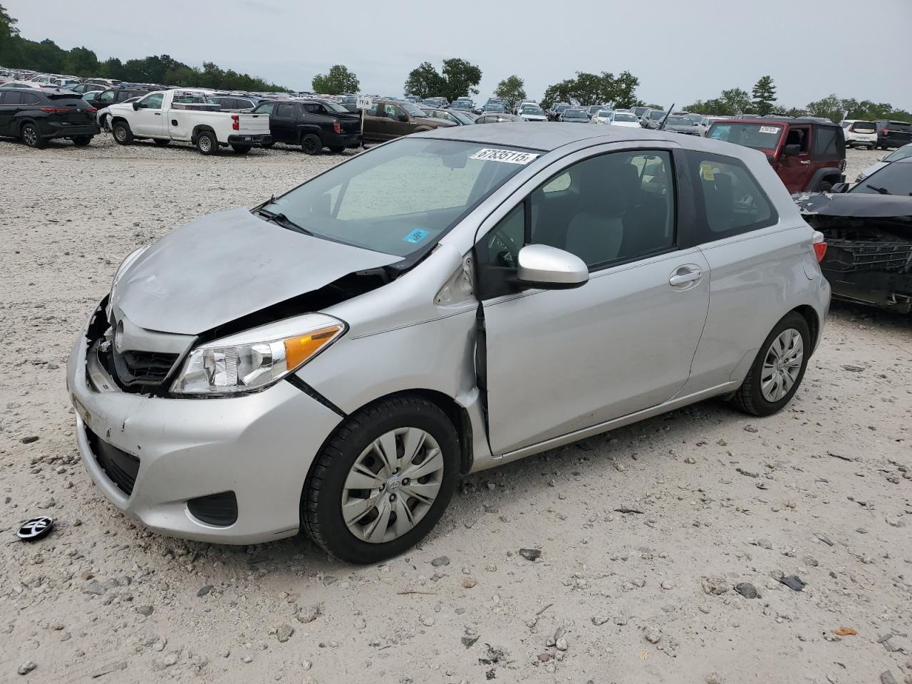 TOYOTA YARIS 2012