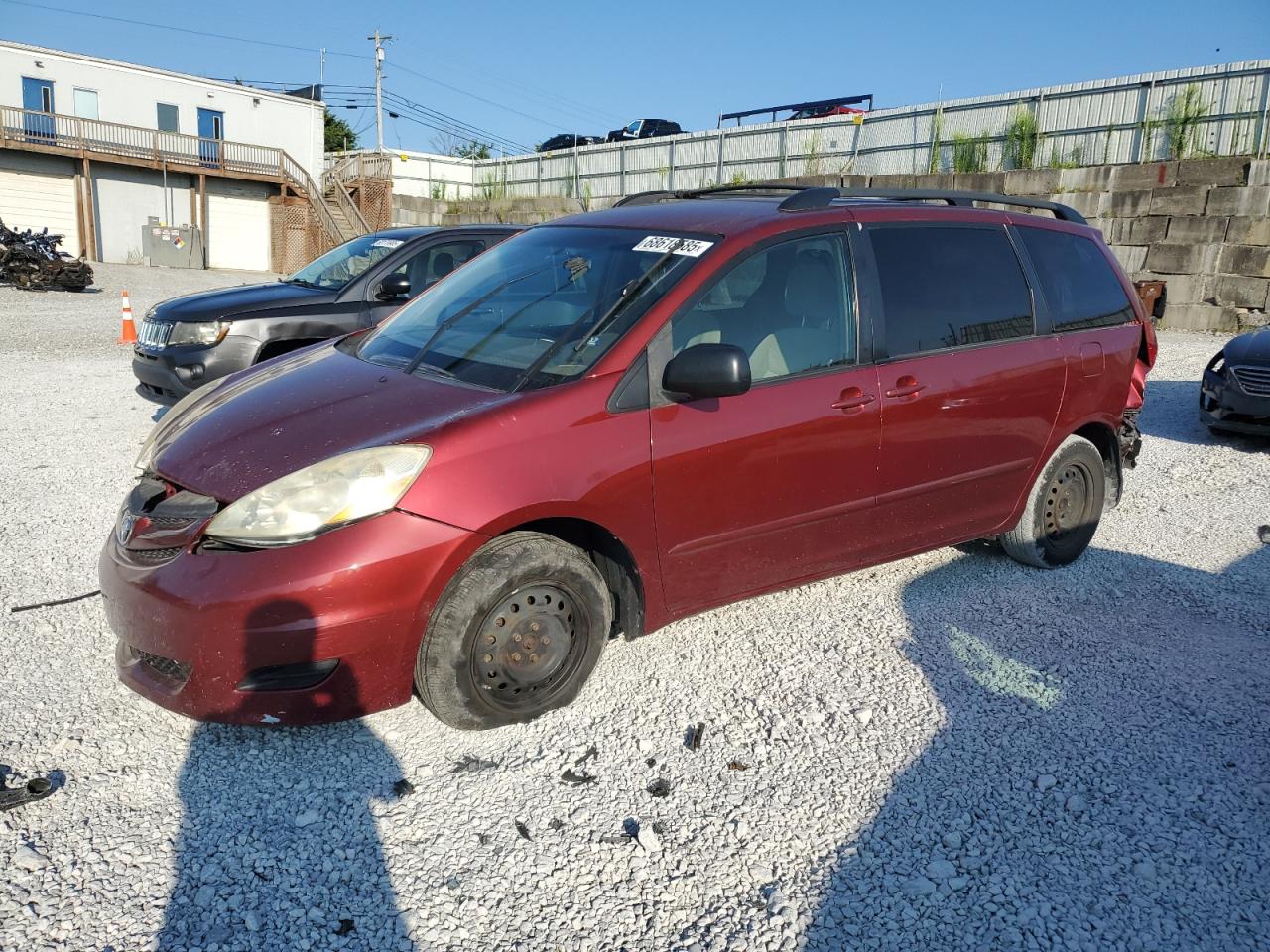 TOYOTA SIENNA CE 2010
