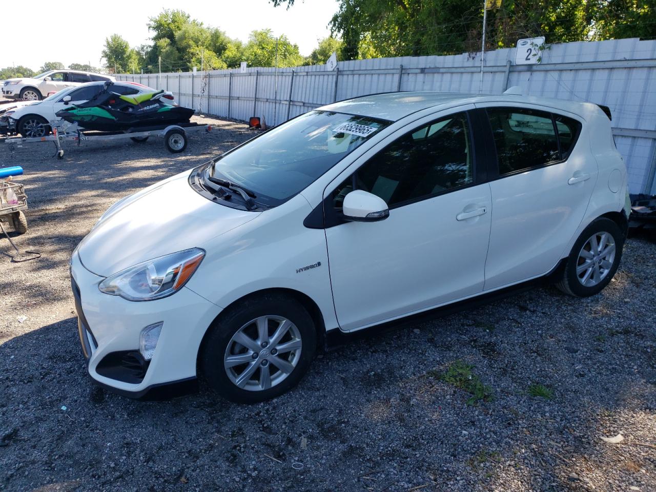 TOYOTA PRIUS C 2017