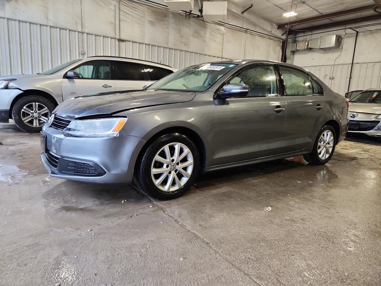 VOLKSWAGEN JETTA SE 2012