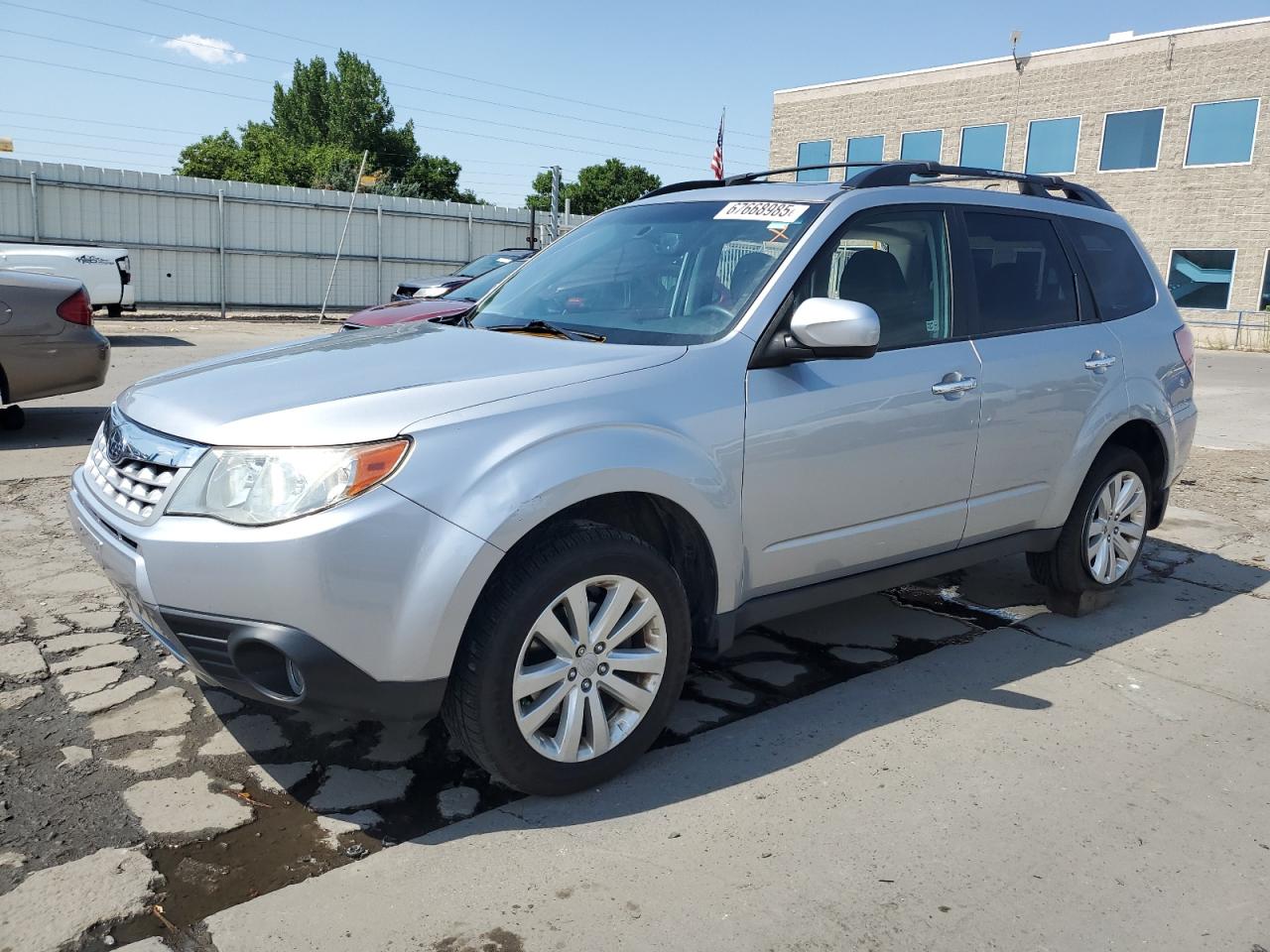 SUBARU FORESTER L 2012