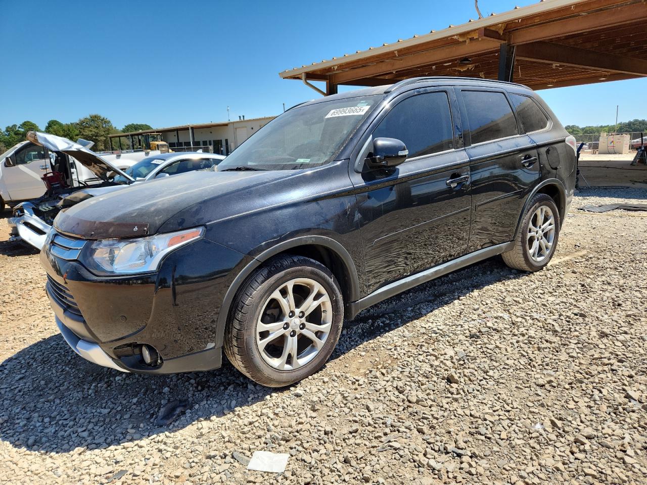 MITSUBISHI OUTLANDER 2015