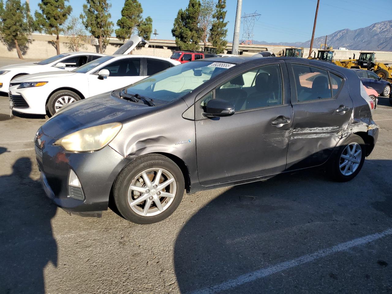 TOYOTA PRIUS C 2012