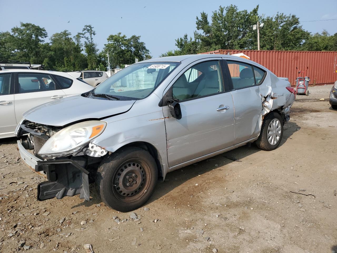 NISSAN VERSA S 2013