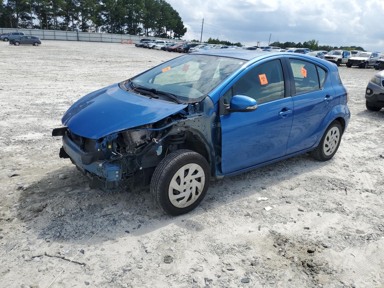 TOYOTA PRIUS C 2016