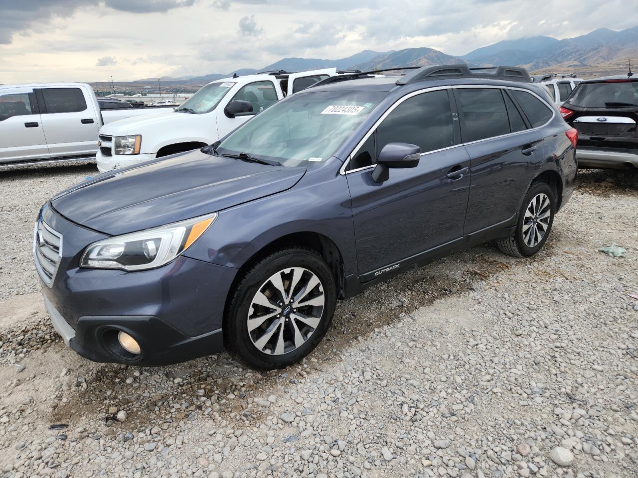 SUBARU OUTBACK 2. 2015