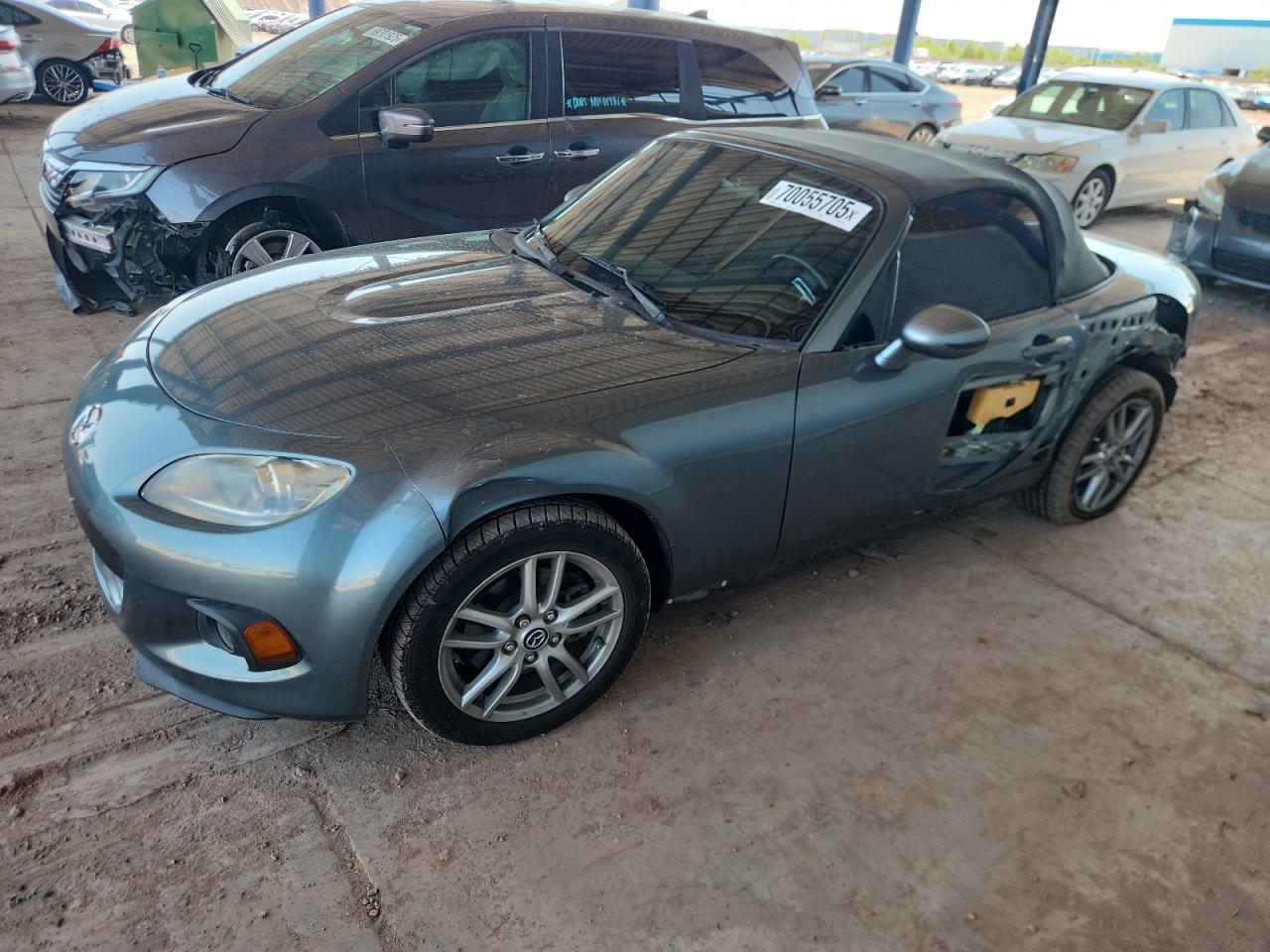MAZDA MX-5 MIATA 2013