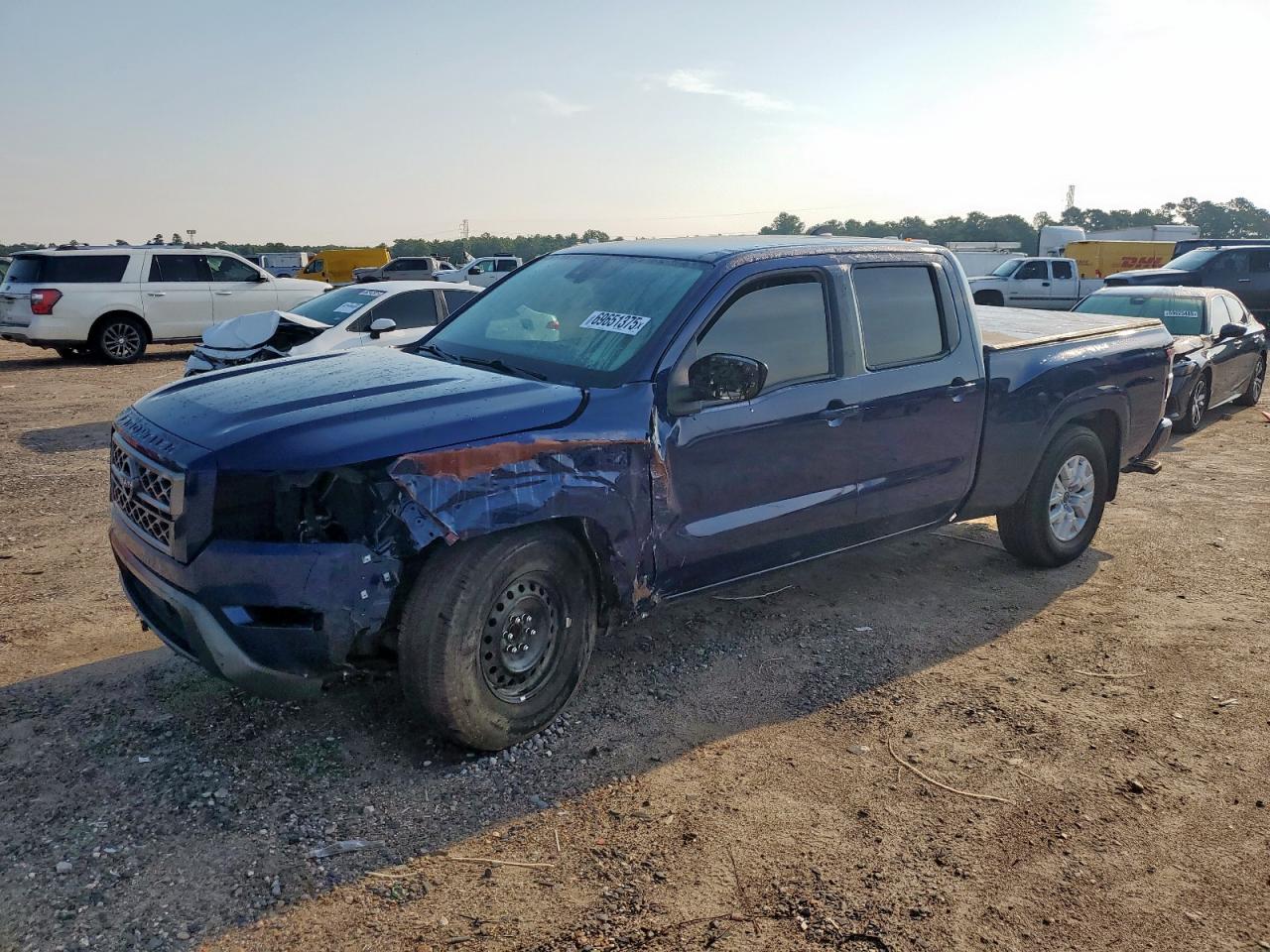 NISSAN FRONTIER SV 2022