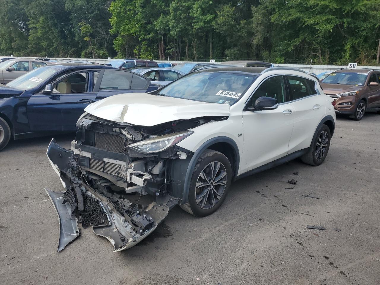INFINITI QX30 BASE 2017