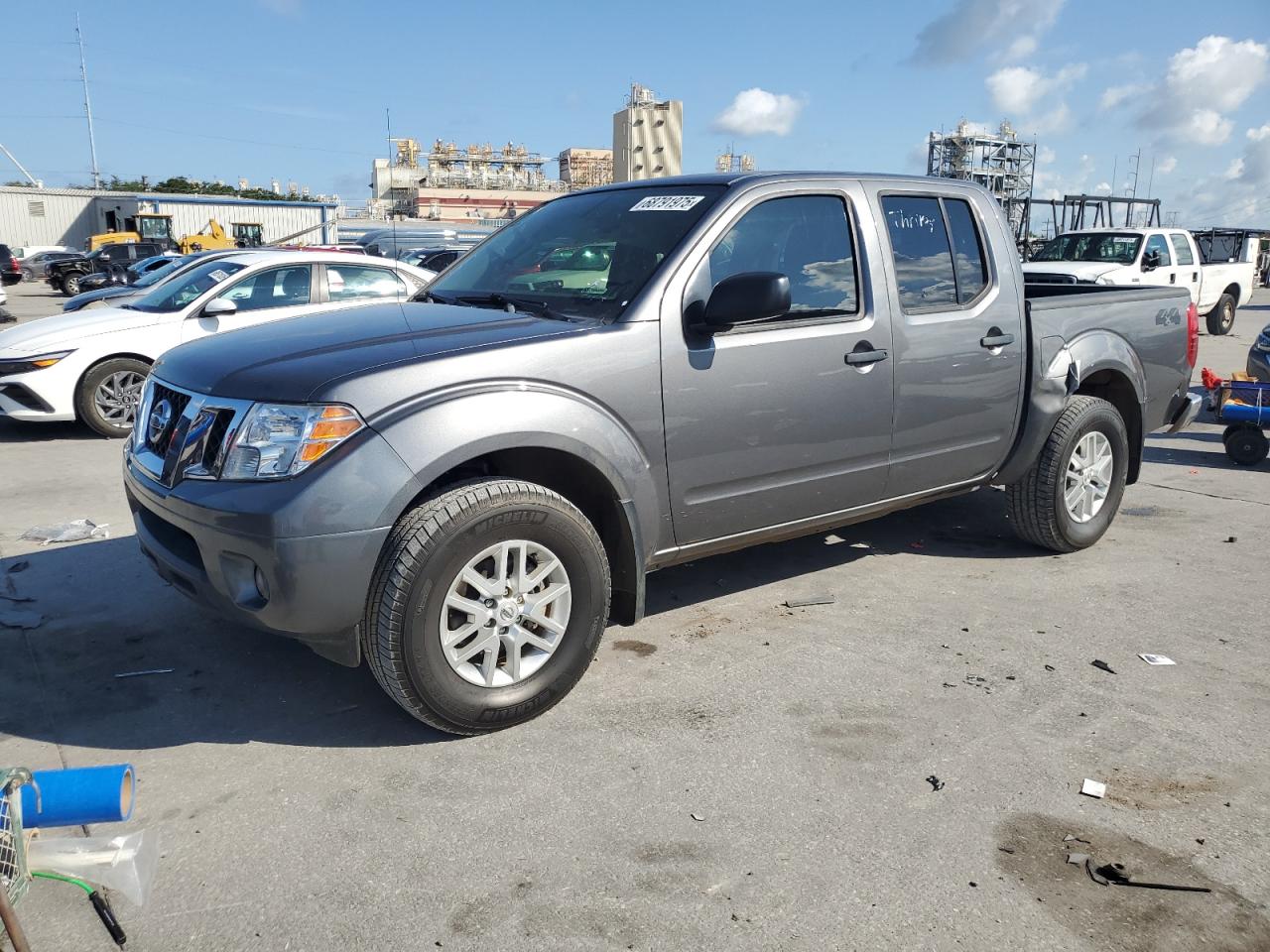 NISSAN FRONTIER 2021