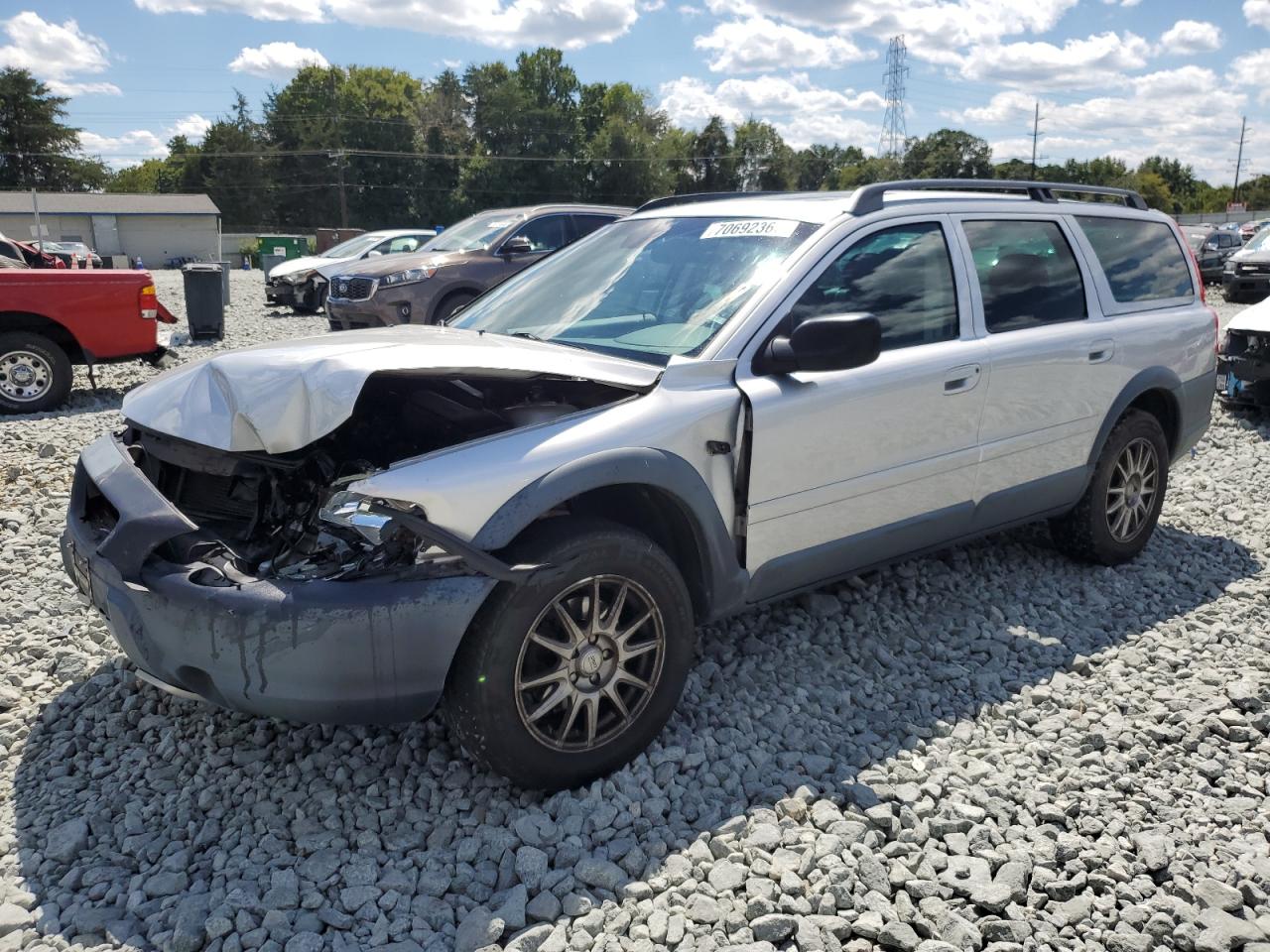 VOLVO XC70 2004