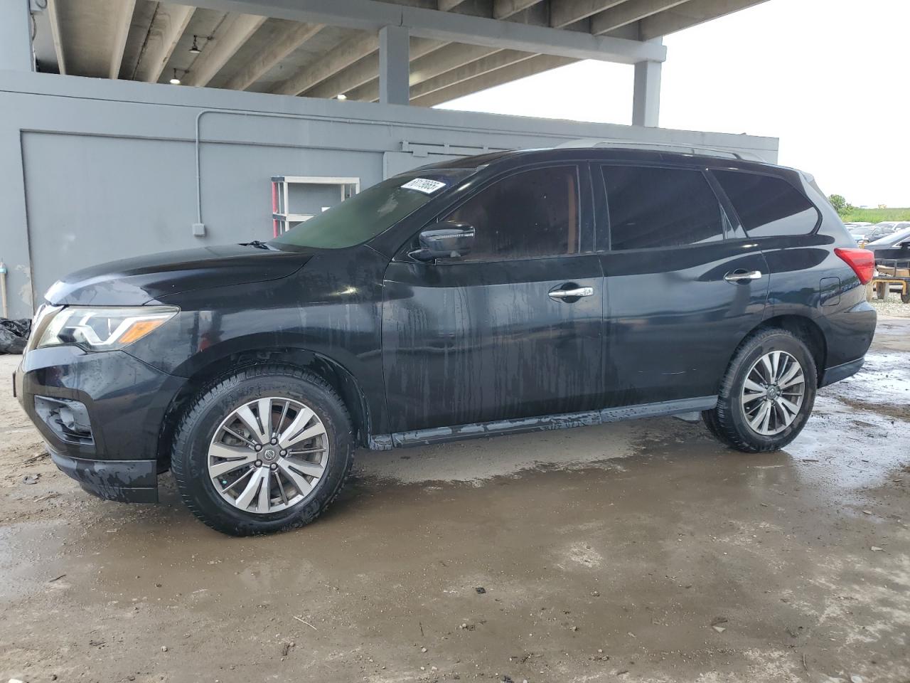 NISSAN PATHFINDER 2019