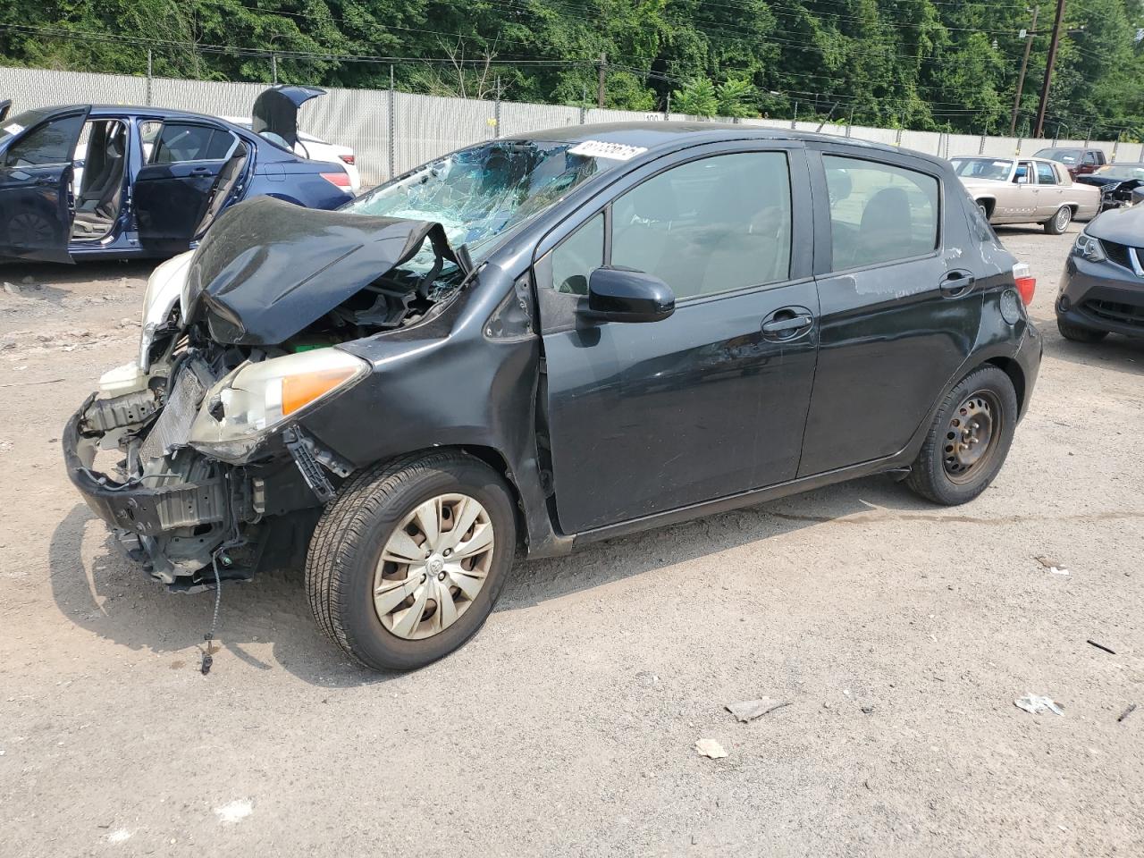 TOYOTA YARIS 2013