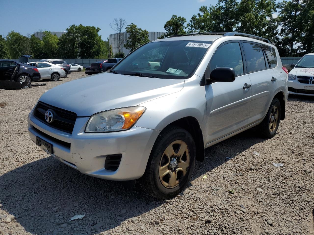 TOYOTA RAV4 2011