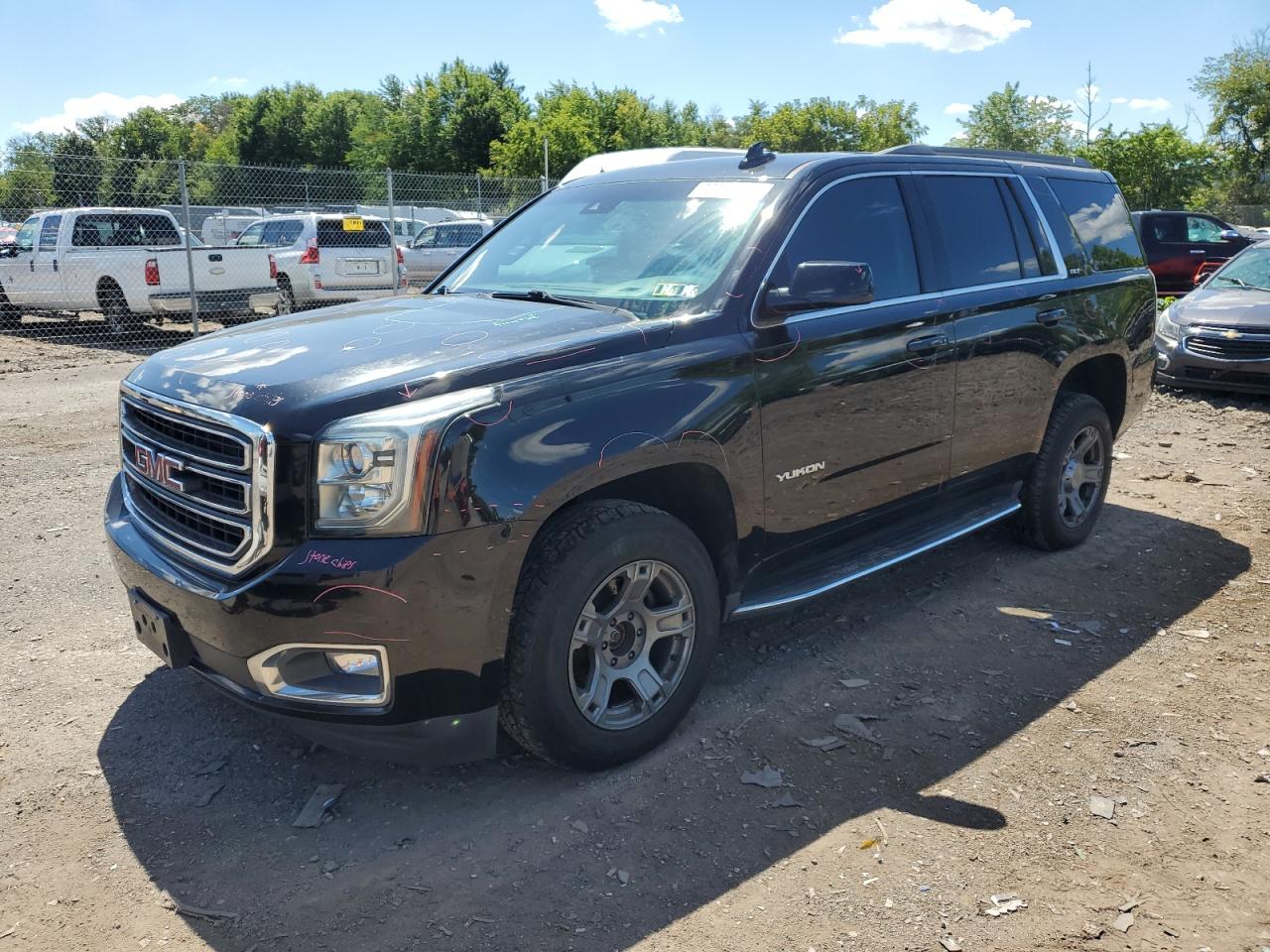 GMC YUKON SLT 2017