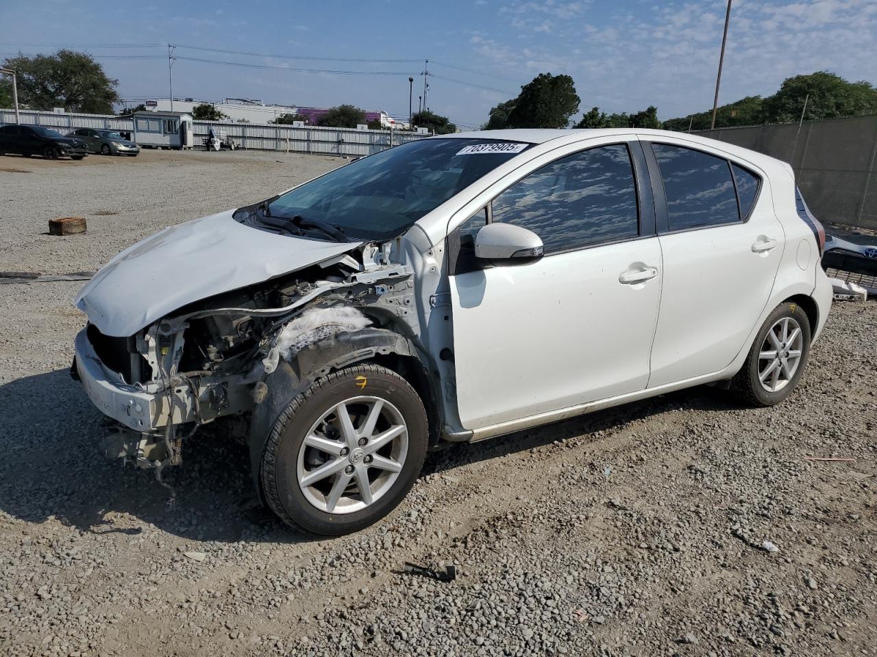 TOYOTA PRIUS C 2015