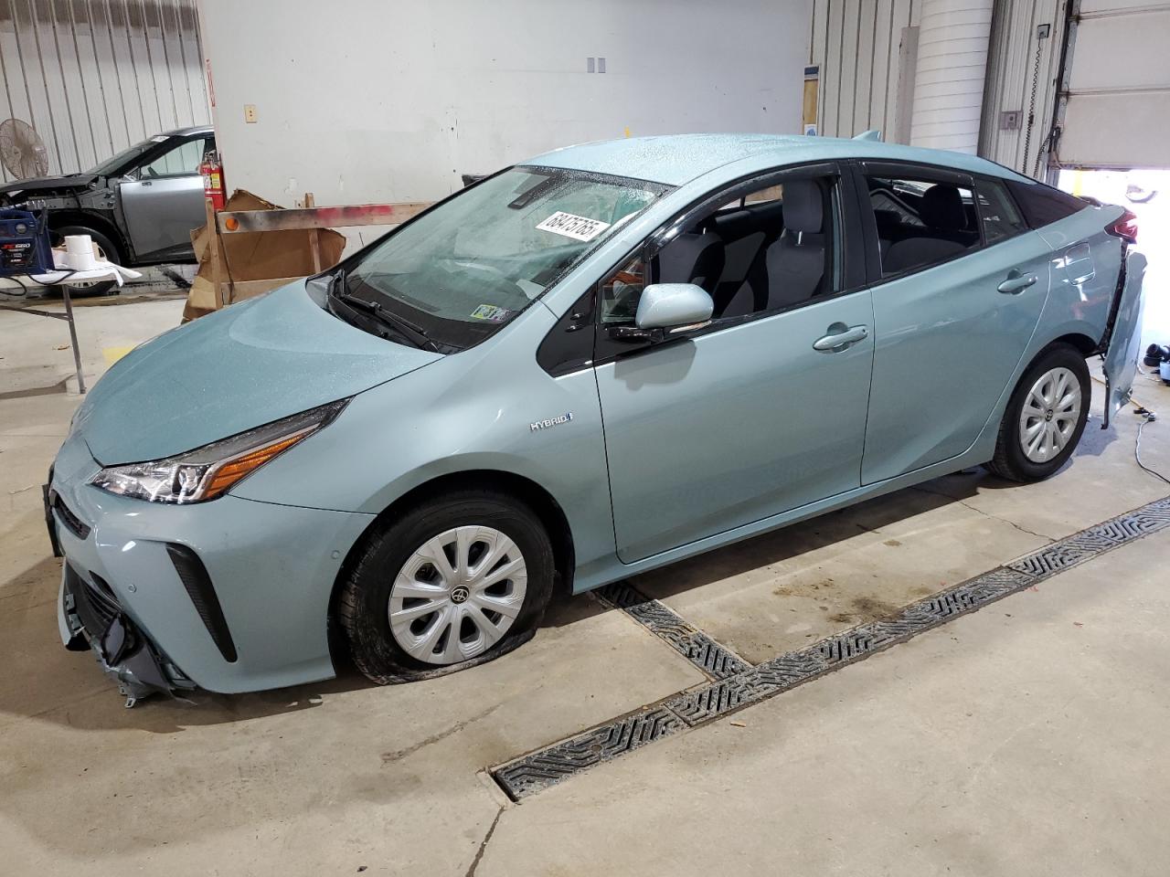 TOYOTA PRIUS 2019