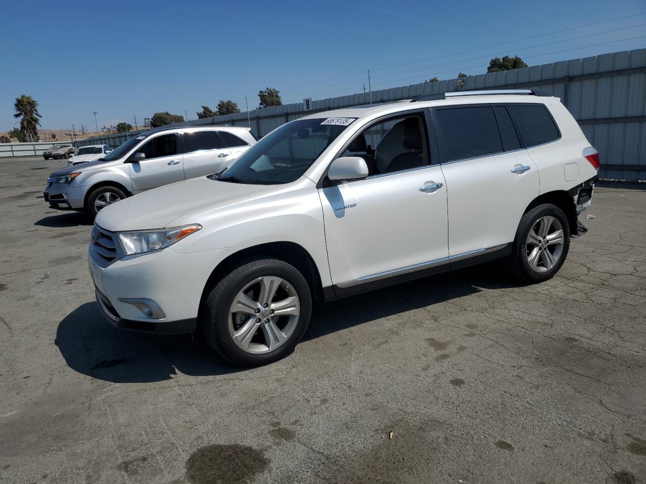 TOYOTA HIGHLANDER 2013