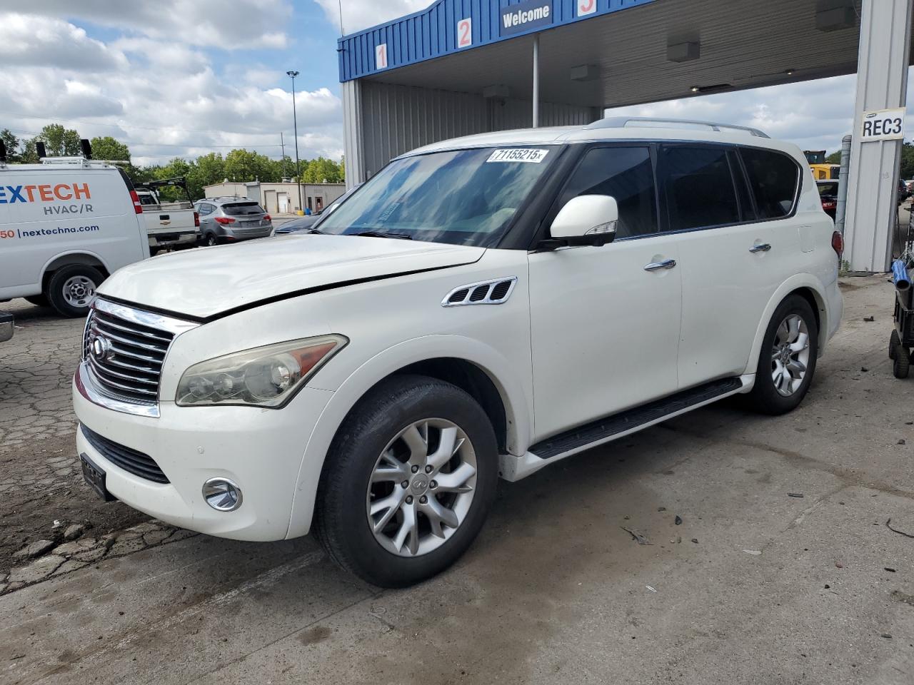 INFINITI QX56 2011