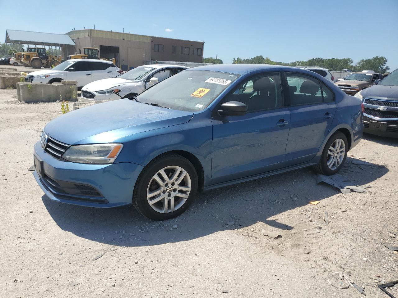 VOLKSWAGEN JETTA BASE 2015