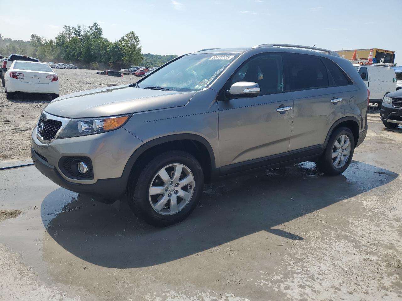 KIA SORENTO LX 2013