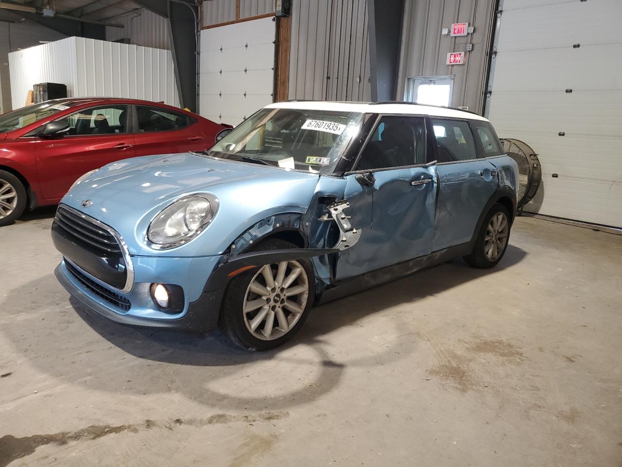 MINI COOPER CLU 2018