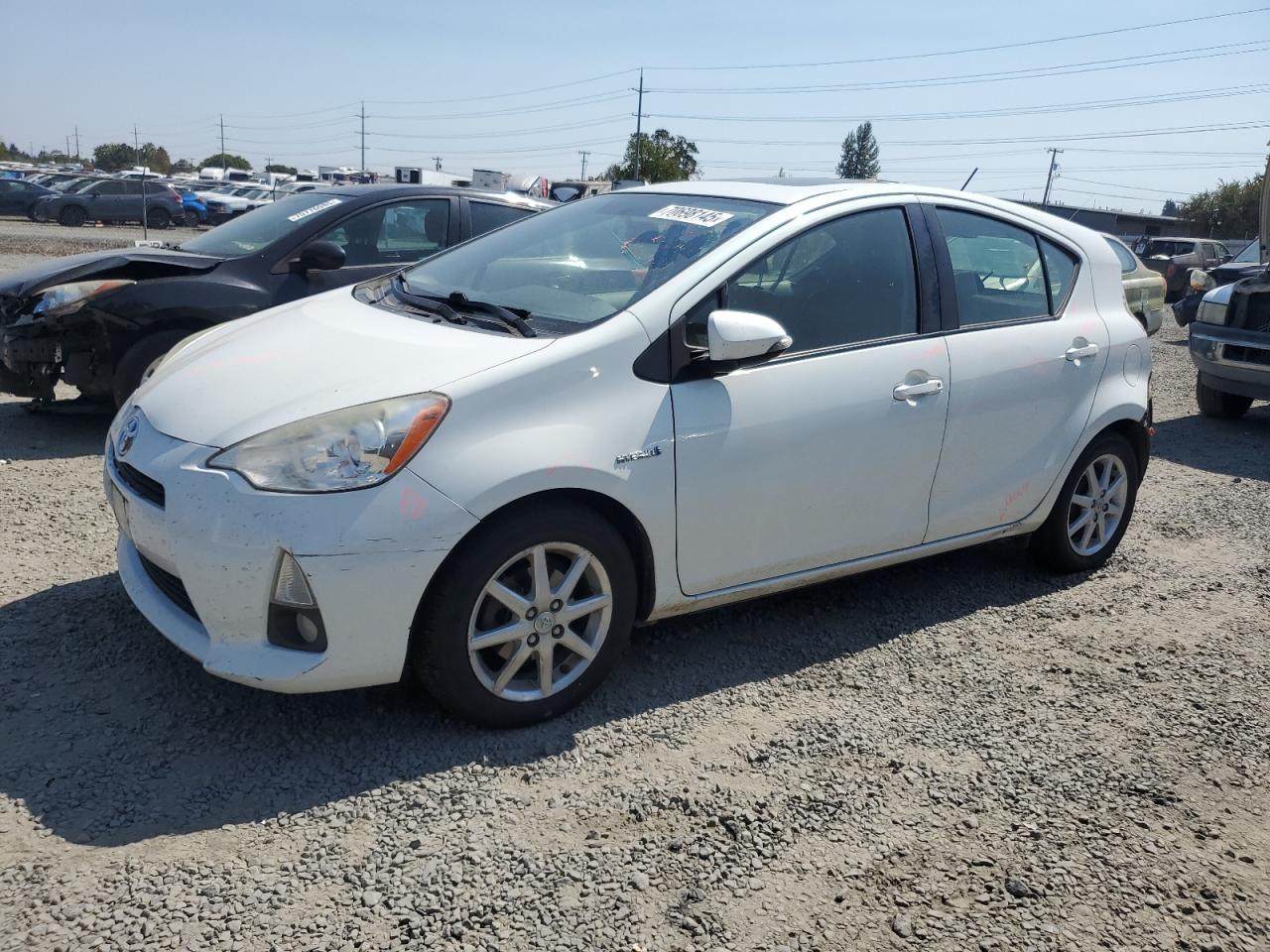 TOYOTA PRIUS C 2012