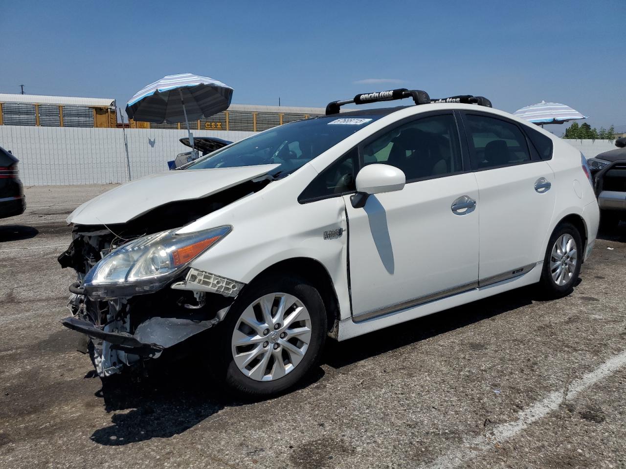 TOYOTA PRIUS PLUG-IN 2015