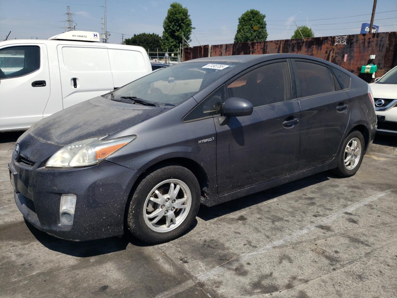 TOYOTA PRIUS 2011