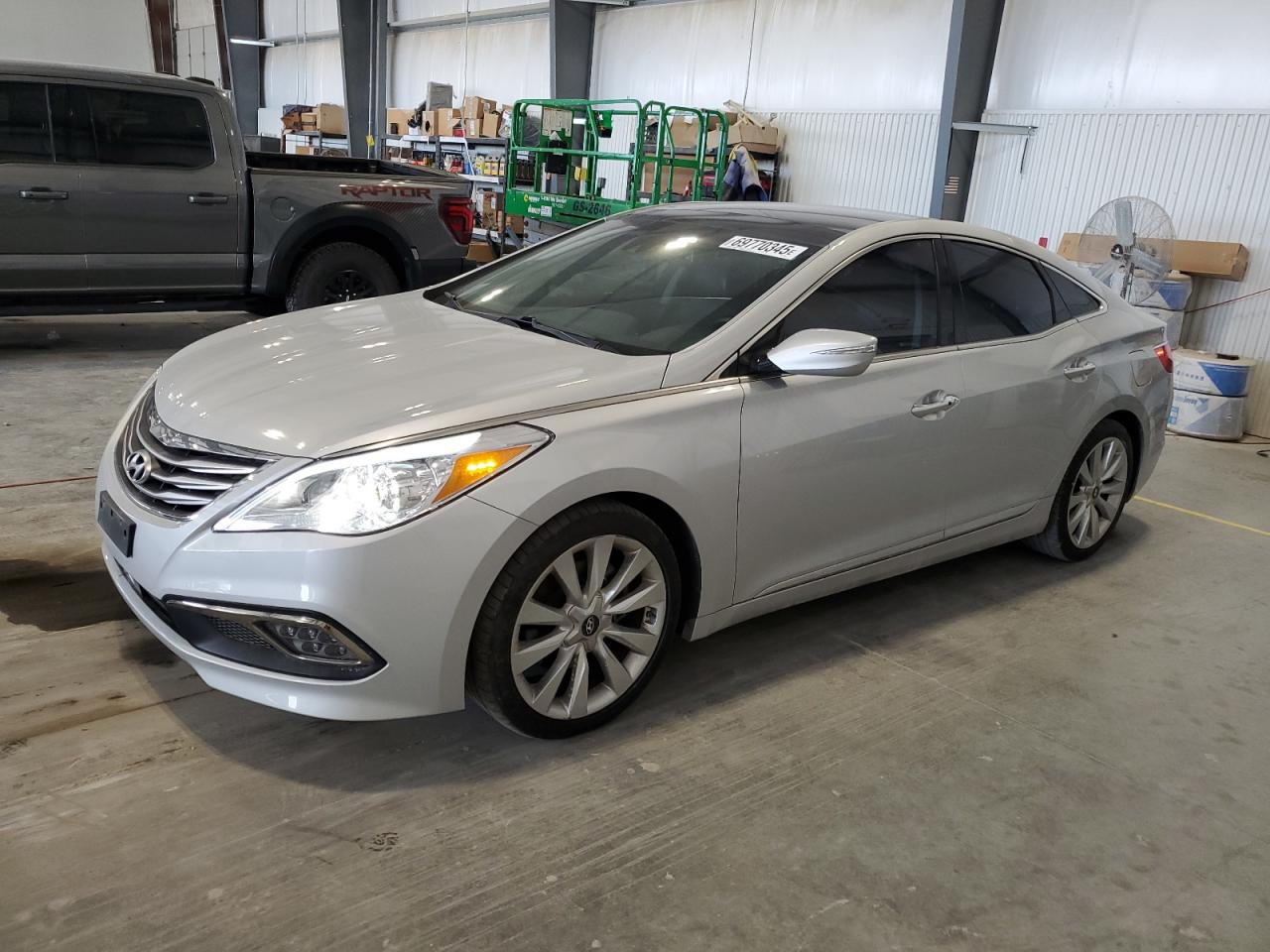 HYUNDAI AZERA 2016