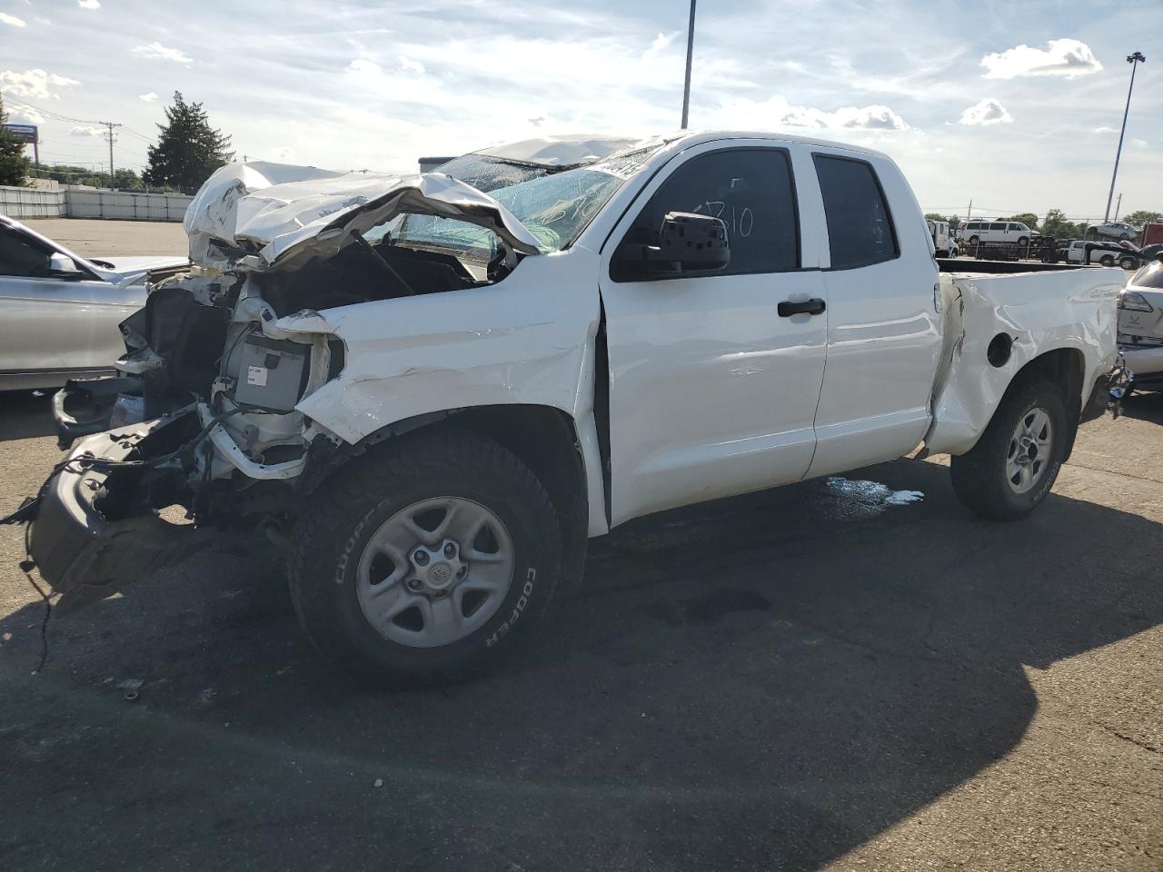 TOYOTA TUNDRA DOU 2021