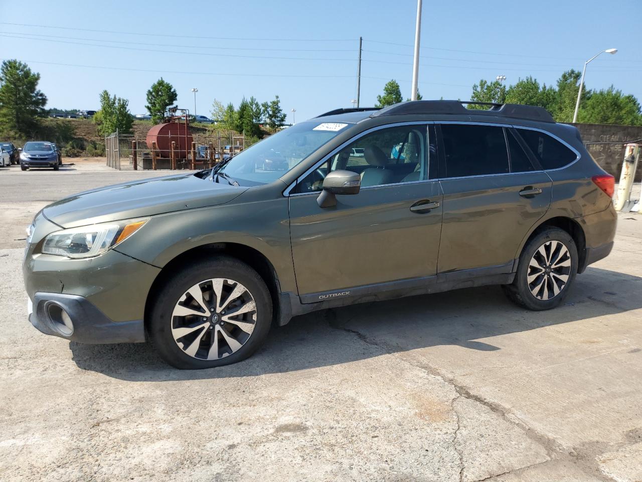 SUBARU OUTBACK 2. 2015