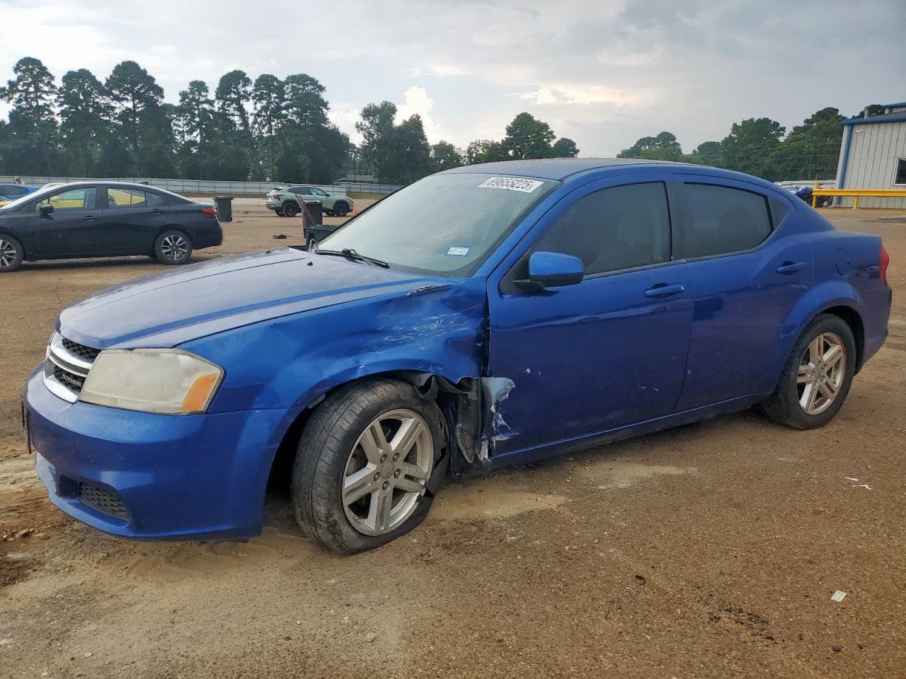 DODGE AVENGER 2012