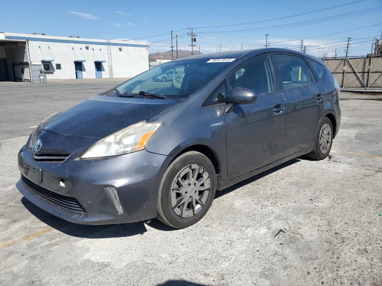 TOYOTA PRIUS V 2012