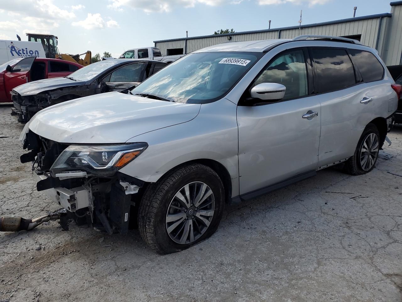 NISSAN PATHFINDER 2020