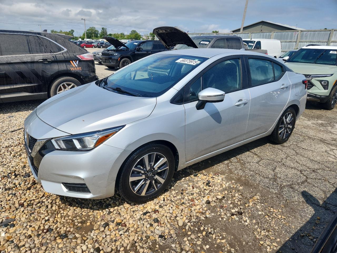 NISSAN VERSA SV 2021