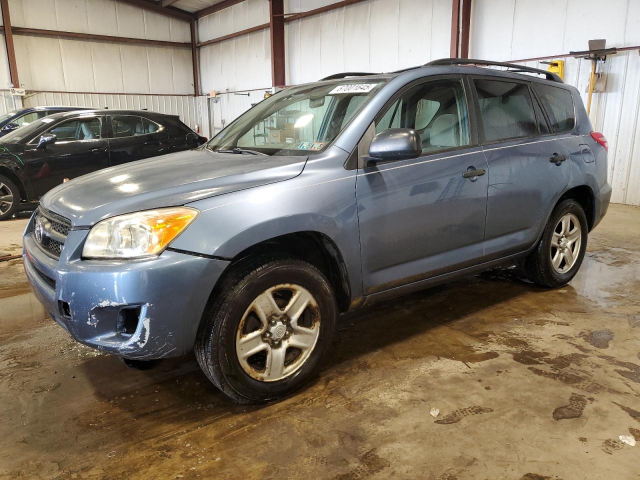 TOYOTA RAV4 2010