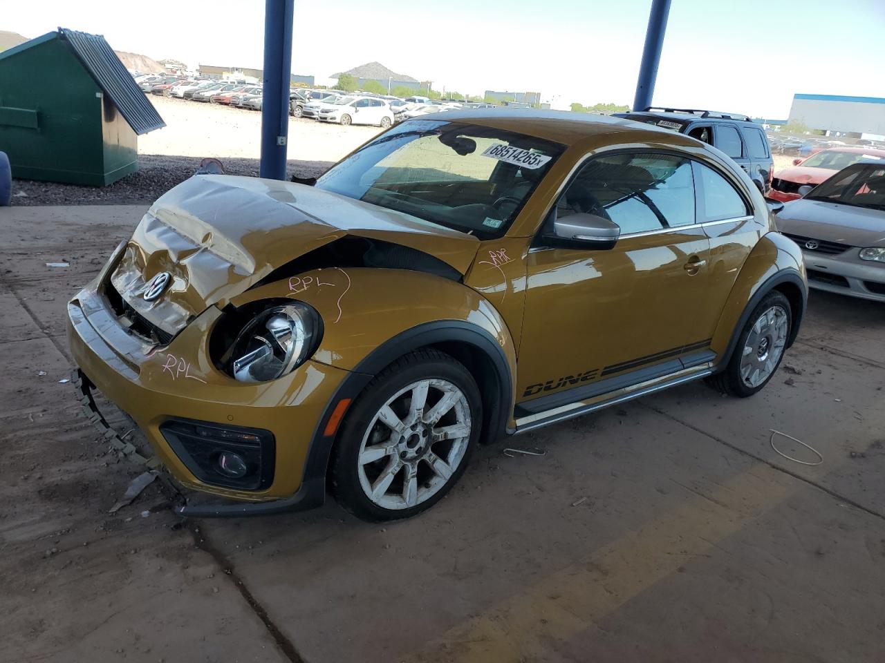 VOLKSWAGEN BEETLE DUN 2016