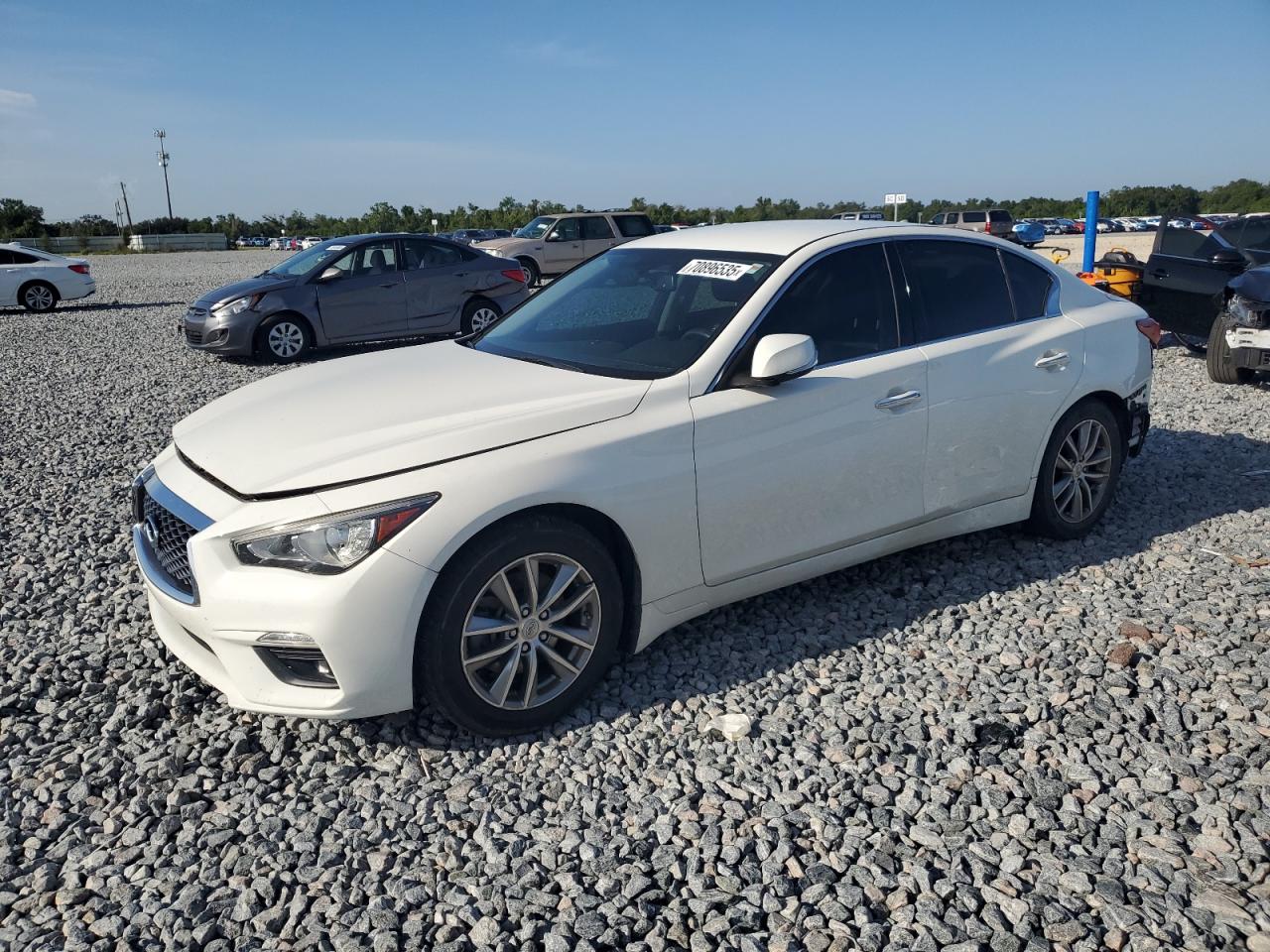 INFINITI Q50 PURE 2021