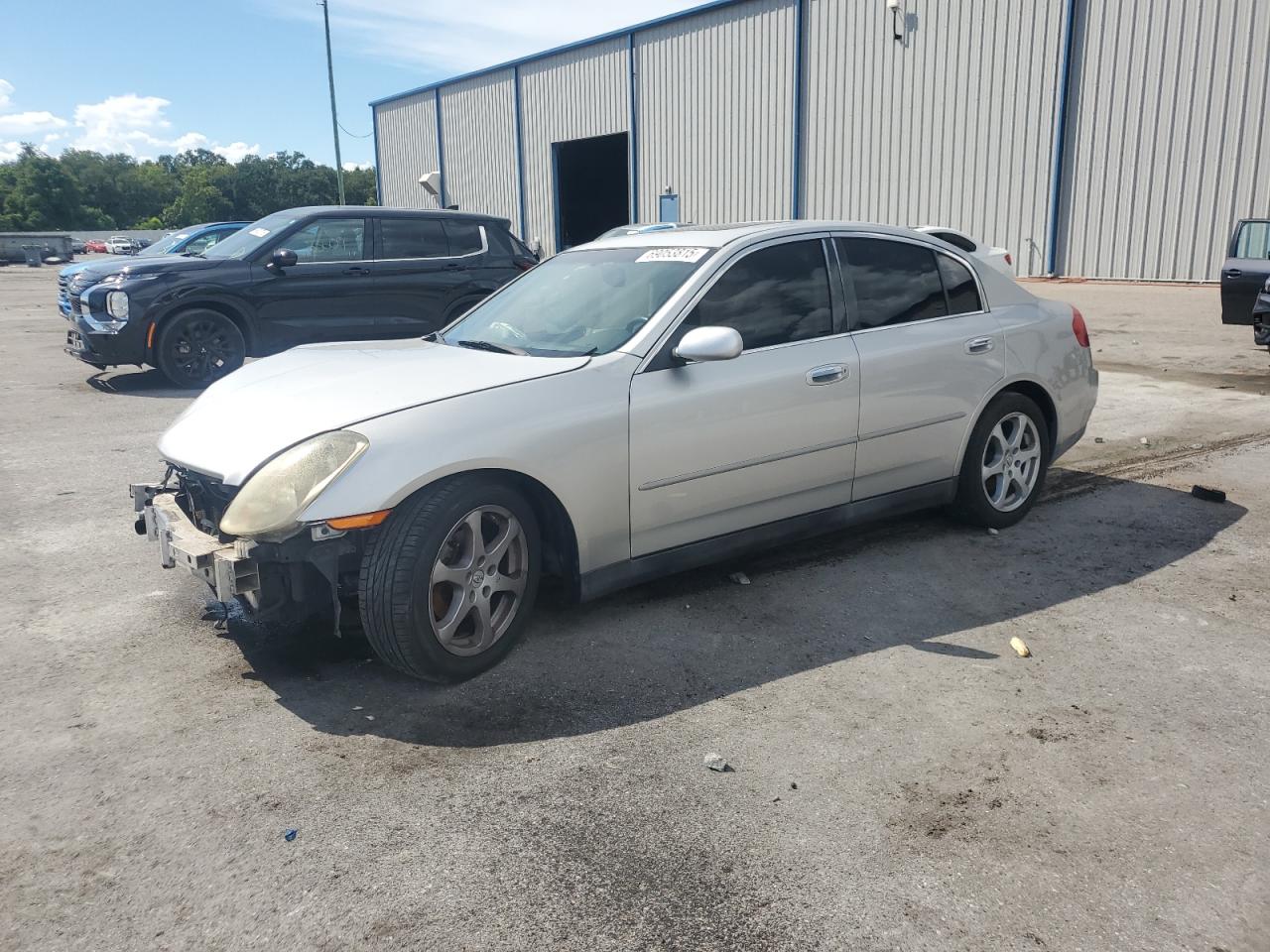INFINITI G35 2004