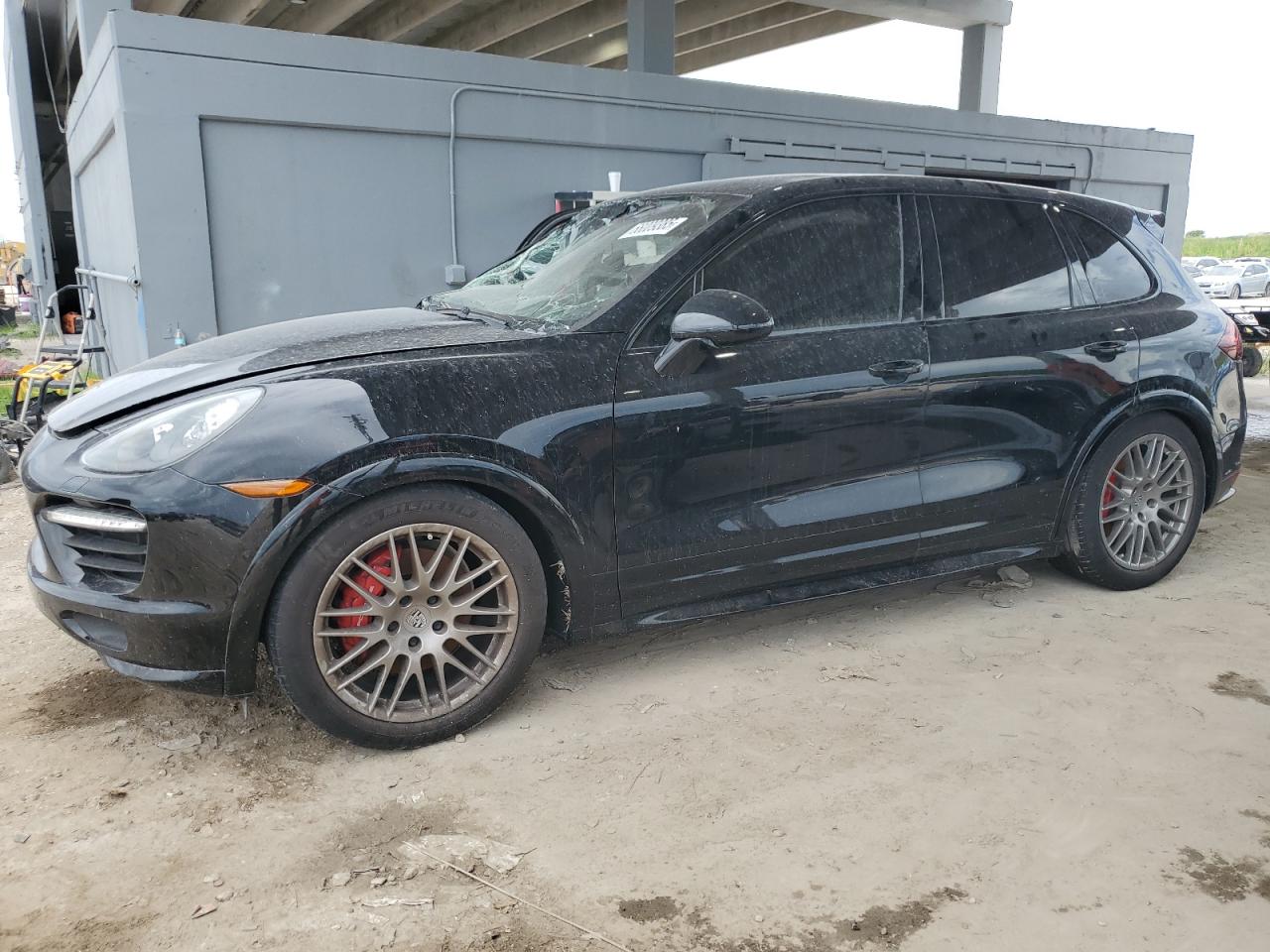 PORSCHE CAYENNE GT 2013
