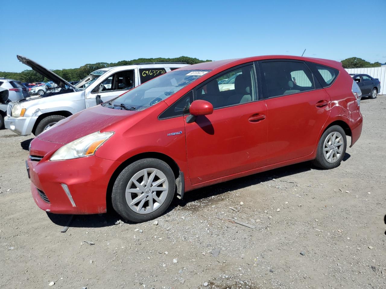 TOYOTA PRIUS V 2012