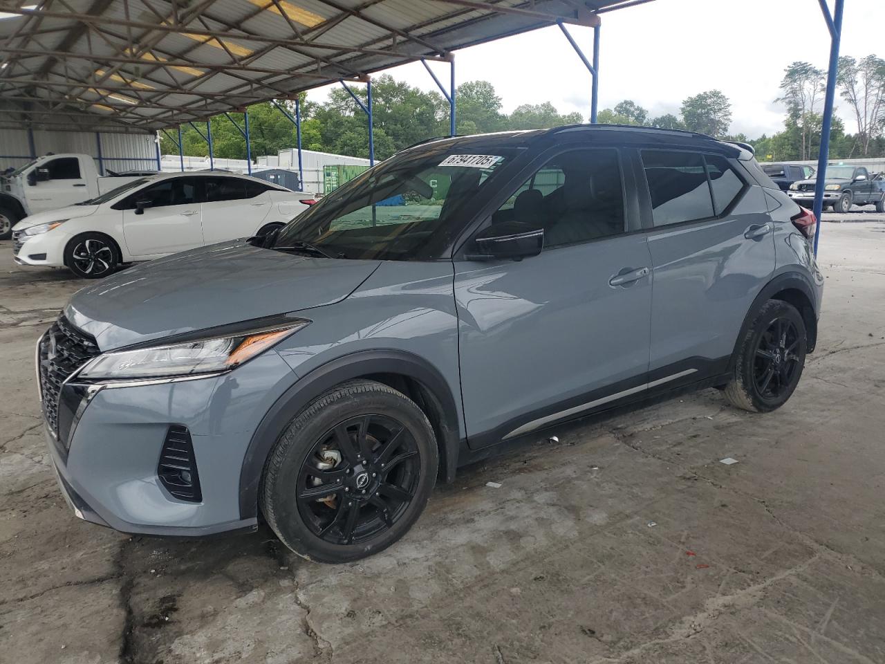 NISSAN KICKS 2022