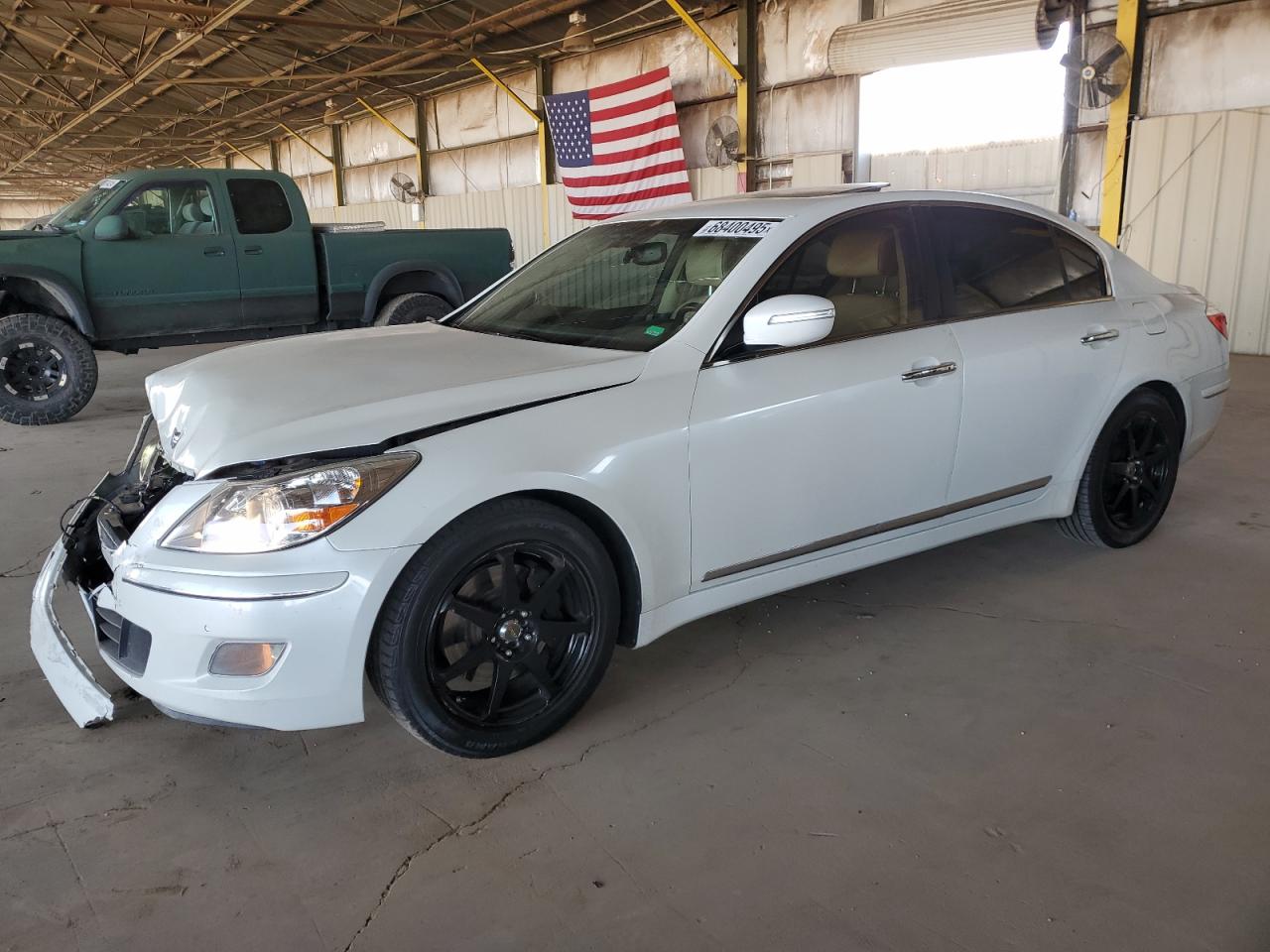 HYUNDAI GENESIS 4. 2010
