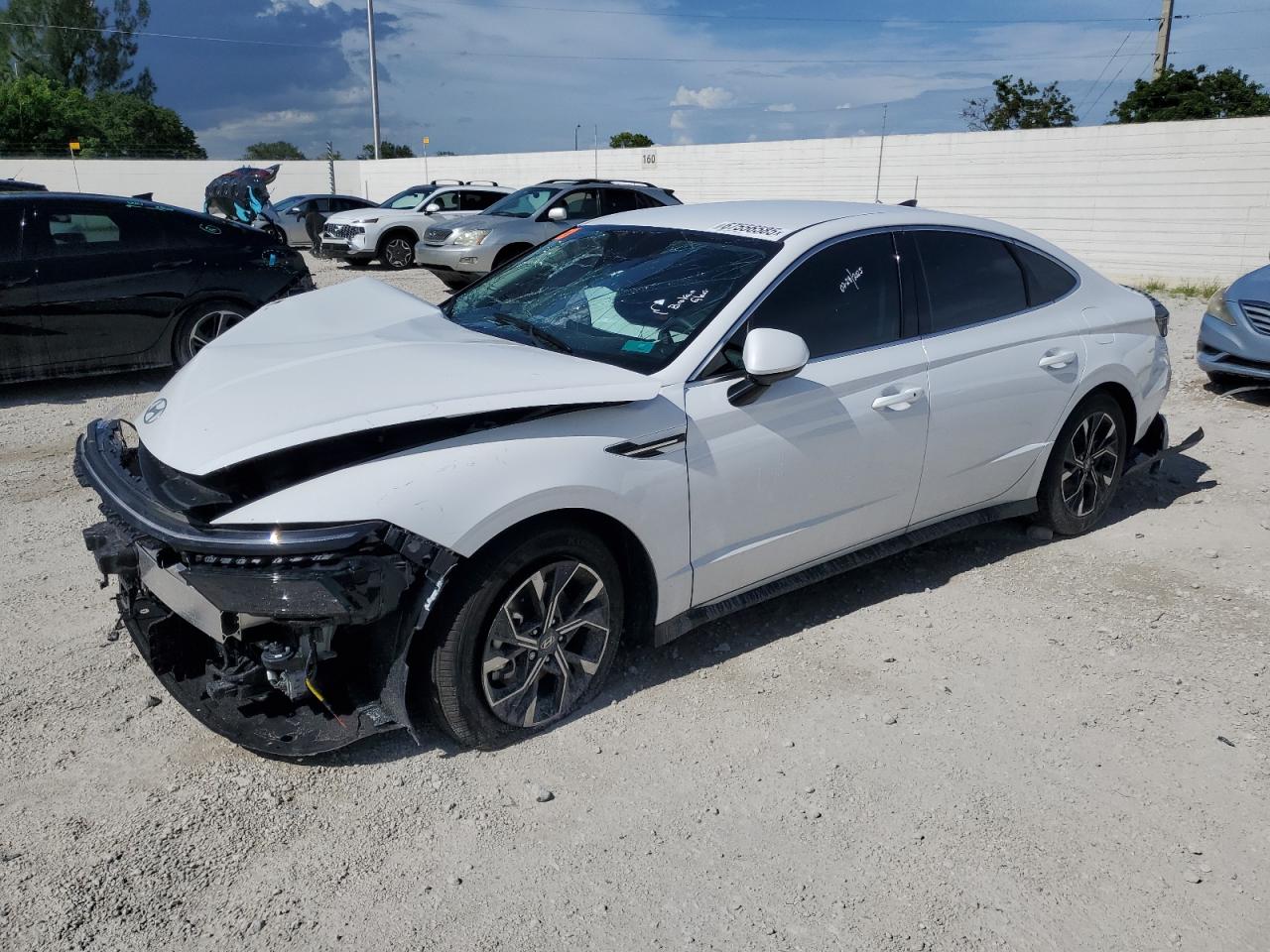 HYUNDAI SONATA SEL 2025