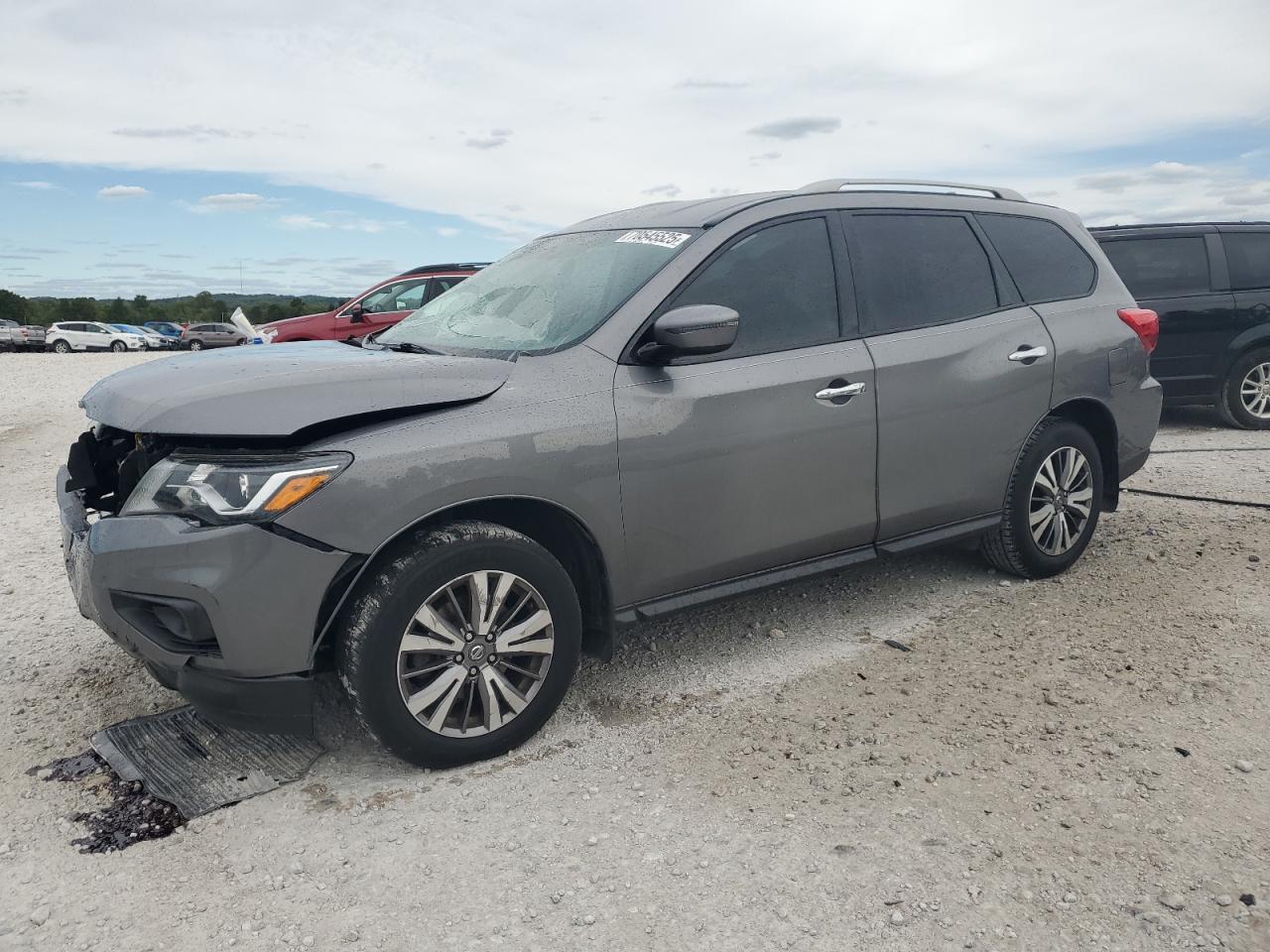 NISSAN PATHFINDER 2019